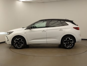 Used Vauxhall Grandland 2022 for sale - 76150338: Photo 4