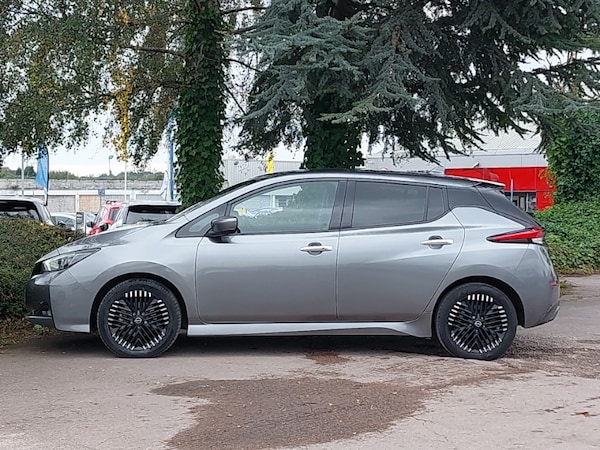 Used Nissan Leaf 2022 for sale - 76301308: Photo 4