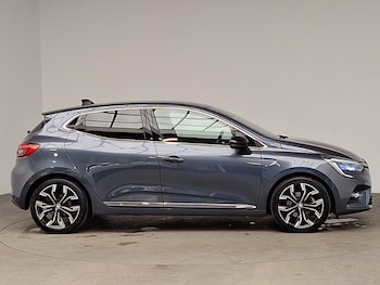 Used Renault Clio 2023 for sale - 78777578: Photo