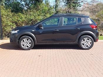 Used Dacia Sandero Stepway 2023 for sale - 78343443: Photo
