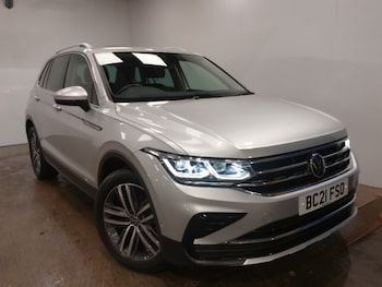 Volkswagen - Tiguan