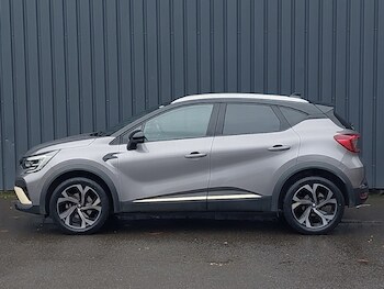 Used Renault Captur 2023 for sale - 77070550: Photo