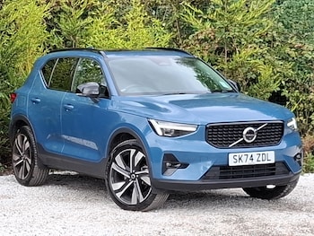 Volvo - XC40