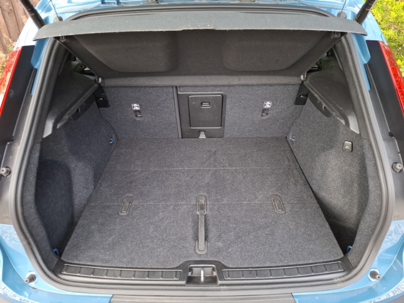 Used Volvo XC40 2024 for sale - 76771192: Photo 8