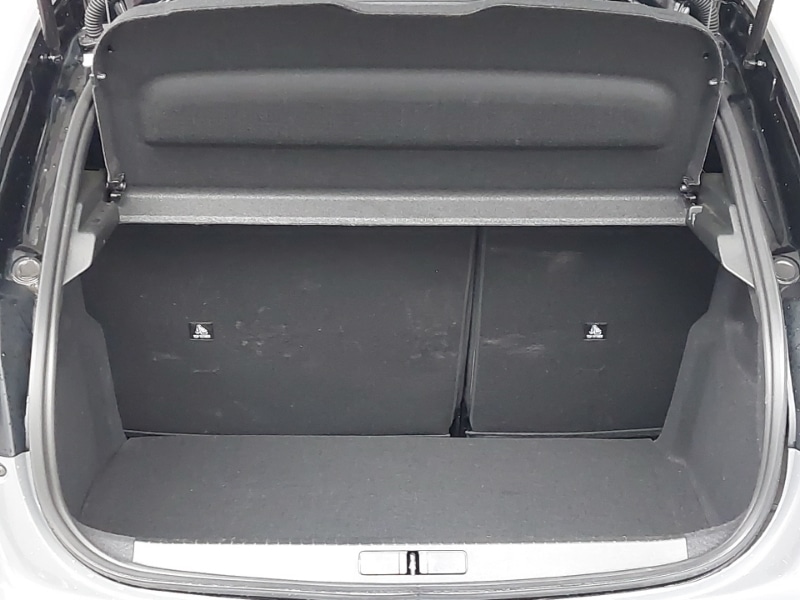 Used Peugeot 208 2024 for sale - 77987103: Photo 8