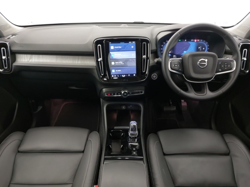 Used Volvo XC40 2024 for sale - 76456528: Photo 2