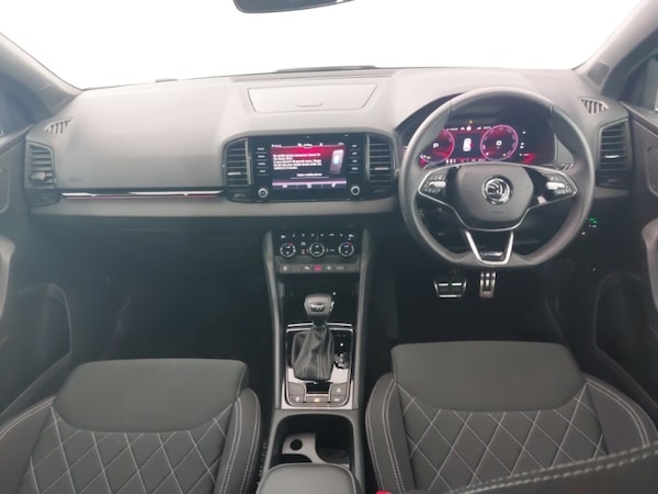 Used Skoda Karoq 2024 for sale - 76120663: Photo 2