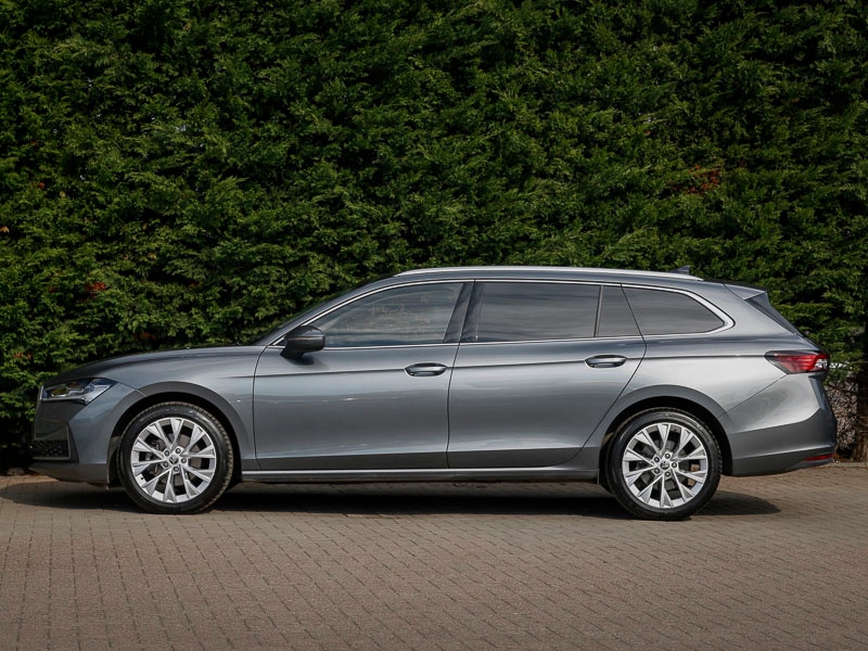 Used Skoda Superb 2024 for sale - 76347495: Photo 4