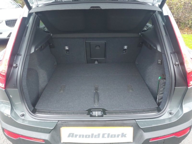 Used Volvo XC40 2025 for sale - 77969485: Photo 8