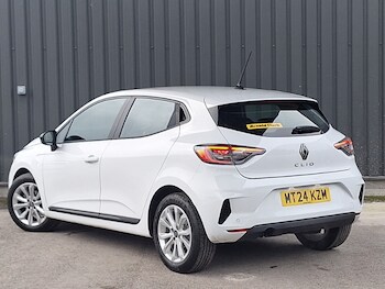 Used Renault Clio 2024 for sale - 78536850: Photo