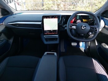 Used Renault Scenic E-Tech 2025 for sale - 78146645: Photo