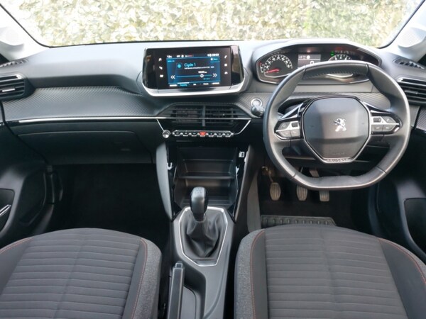 Used Peugeot 208 2022 for sale - 76220830: Photo 2