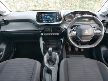Used Peugeot 208 2022 for sale - 76220830: Photo 2