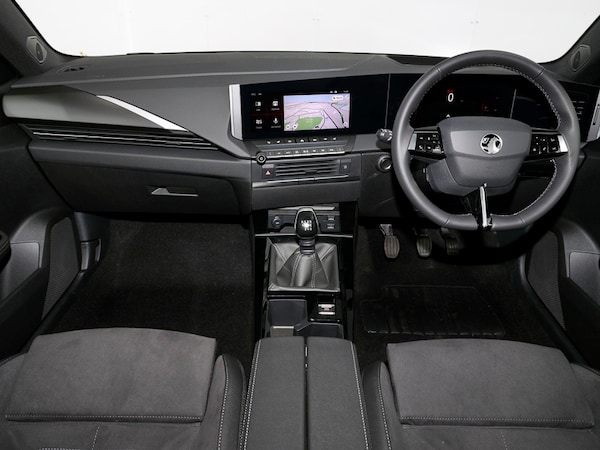 Used Vauxhall Astra 2025 for sale - 76229787: Photo 2
