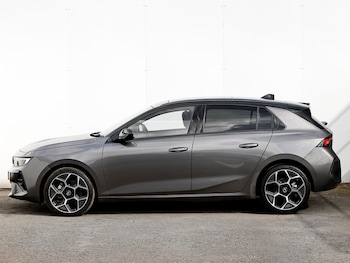 Used Vauxhall Astra 2025 for sale - 76229787: Photo 4