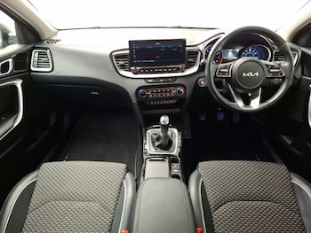 Used Kia XCeed 2022 for sale - 76285880: Photo 2