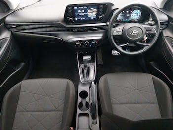 Used Hyundai BAYON 2023 for sale - 77911936: Photo