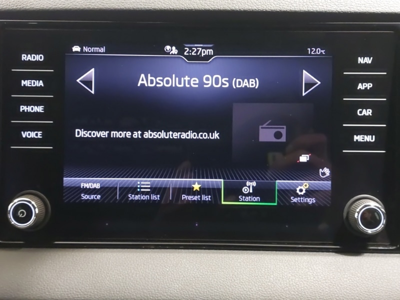 Used Skoda Karoq 2024 for sale - 76721302: Photo 10