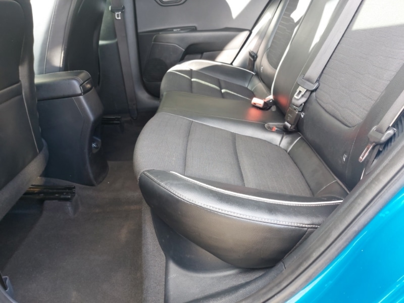 Used Kia Stonic 2022 for sale - 76720711: Photo 6