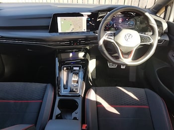 Used Volkswagen Golf 2023 for sale - 78014057: Photo