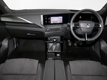 Used Vauxhall Astra 2025 for sale - 76519144: Photo