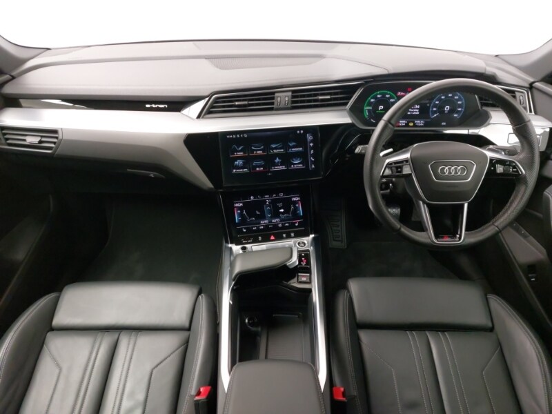 Used Audi e-tron 2022 for sale - 77284904: Photo 2