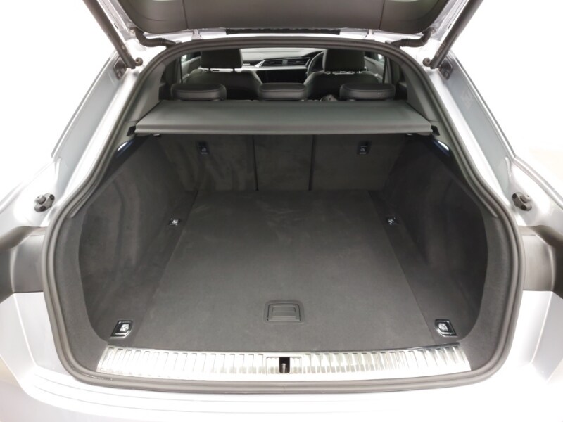 Used Audi e-tron 2022 for sale - 77284904: Photo 8