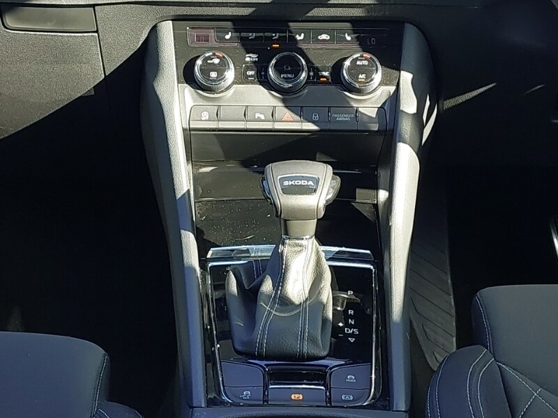 Used Skoda Karoq 2024 for sale - 76392745: Photo 11