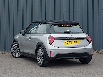 Used MINI Cooper 2025 for sale - 79332049: Photo