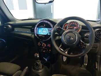 Used MINI Hatch 2022 for sale - 77325883: Photo