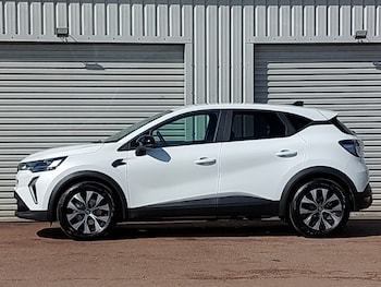 Used Renault Captur 2025 for sale - 75731690: Photo