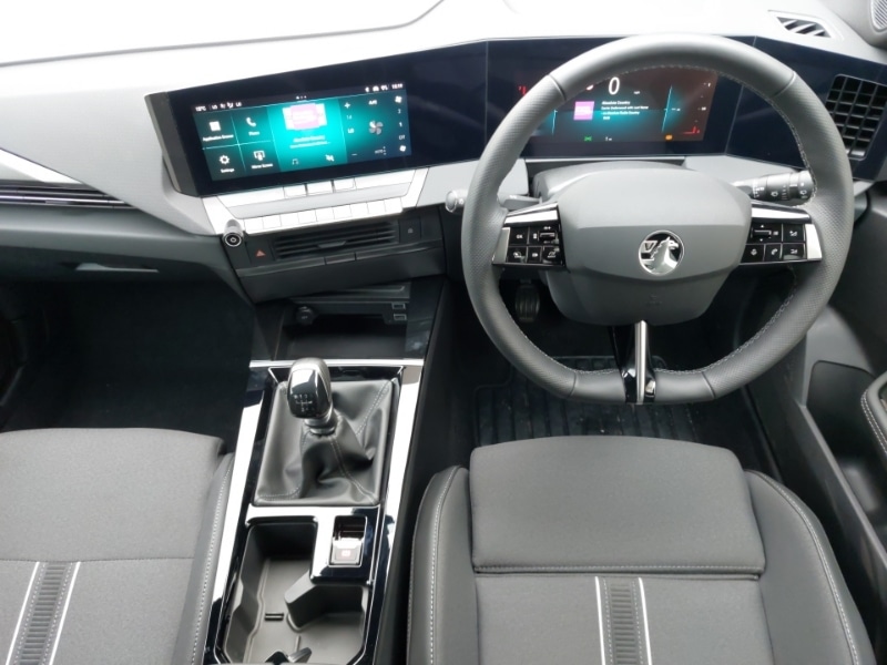 Used Vauxhall Astra 2025 for sale - 76822879: Photo 2