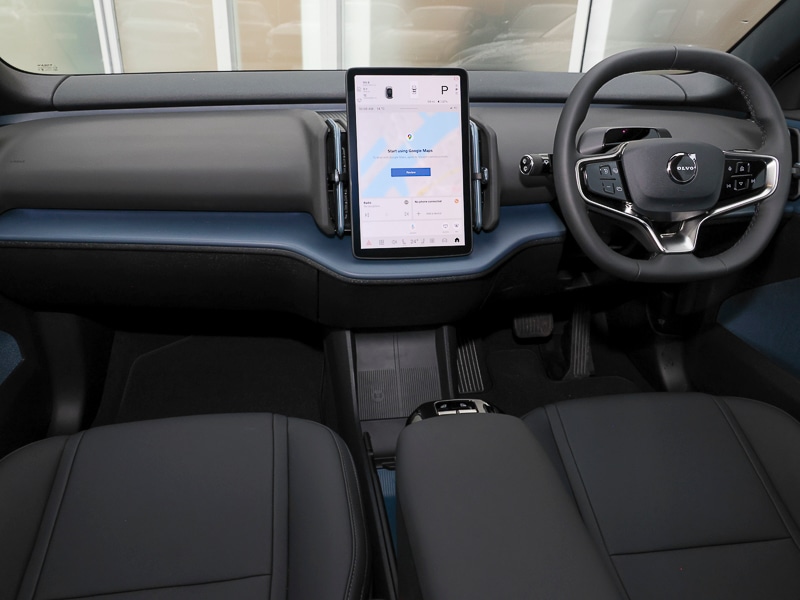 Used Volvo EX30 2025 for sale - 76497815: Photo 2