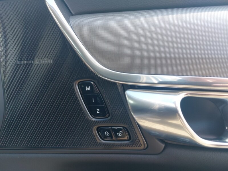 Used Volvo V90 2025 for sale - 77449238: Photo 12