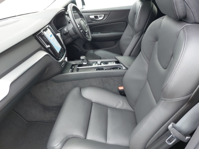 Used Volvo V60 2025 for sale - 77985773: Photo 5