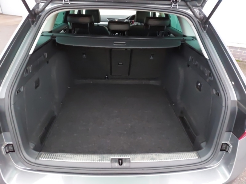 Used Skoda Superb 2023 for sale - 77105105: Photo 8