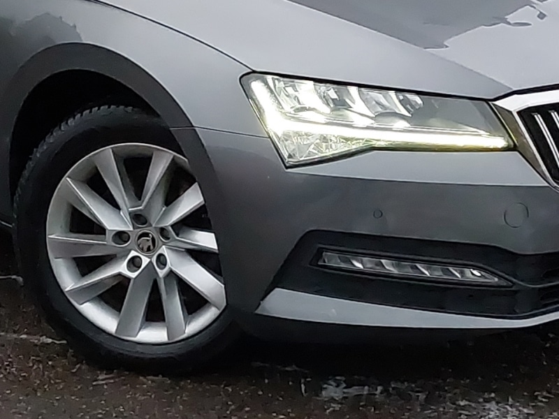 Used Skoda Superb 2023 for sale - 77105105: Photo 9