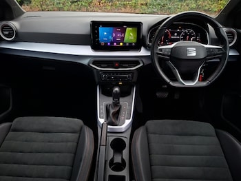 Used SEAT Arona 2024 for sale - 79414653: Photo