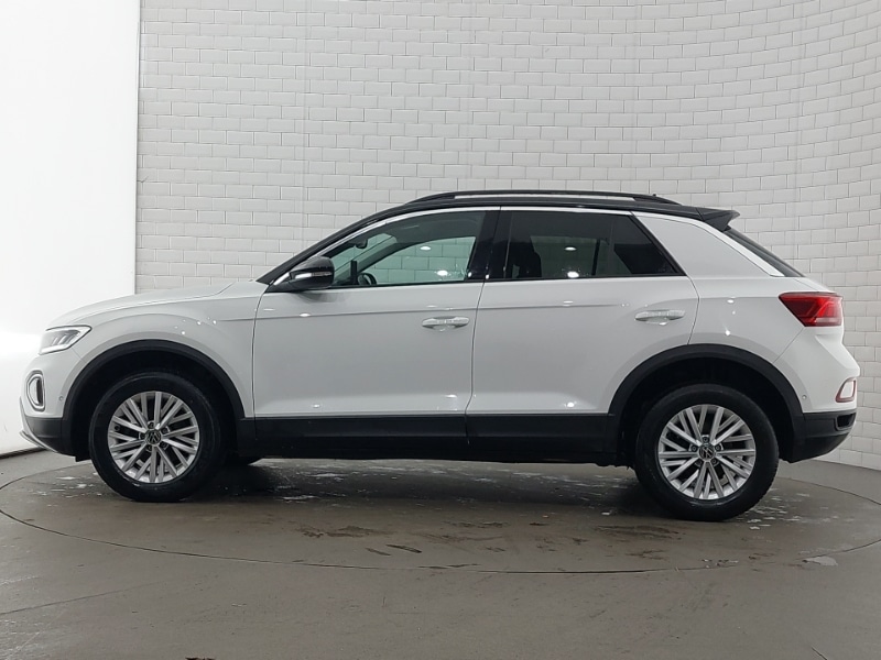 Used Volkswagen T-Roc 2024 for sale - 76492679: Photo 4