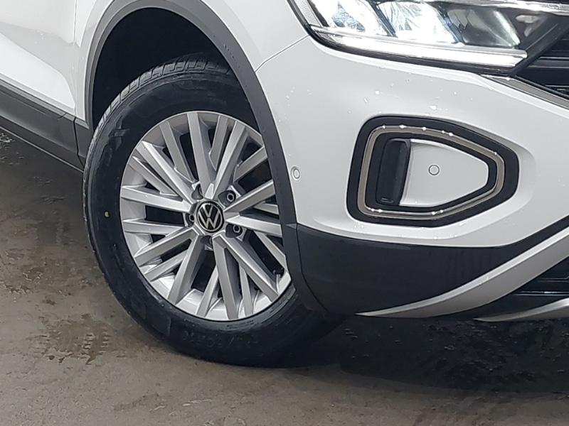 Used Volkswagen T-Roc 2024 for sale - 76492679: Photo 9