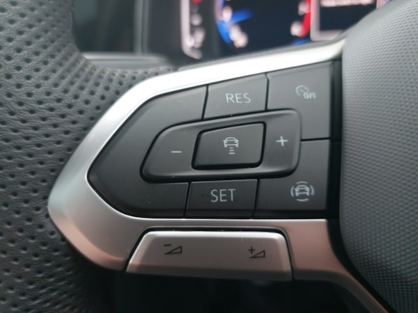Used Volkswagen T-Roc 2025 for sale - 76288751: Photo 12