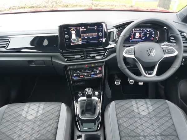 Used Volkswagen T-Roc 2025 for sale - 76288751: Photo 2