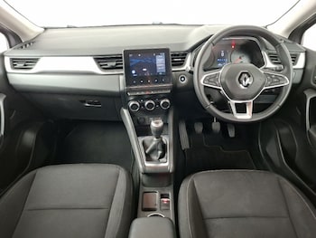 Used Renault Captur 2020 for sale - 79406479: Photo