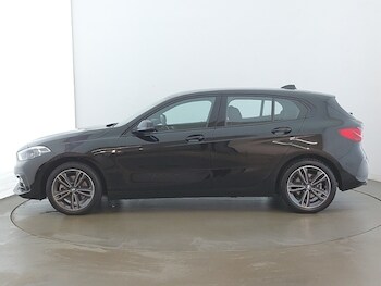 Used BMW 1 Series 2022 for sale - 77298851: Photo