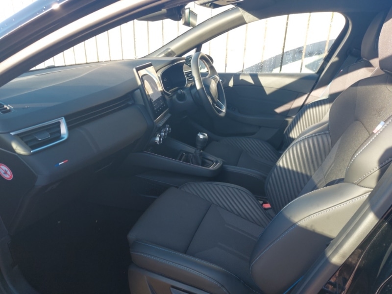 Used Renault Clio 2025 for sale - 77158320: Photo 5