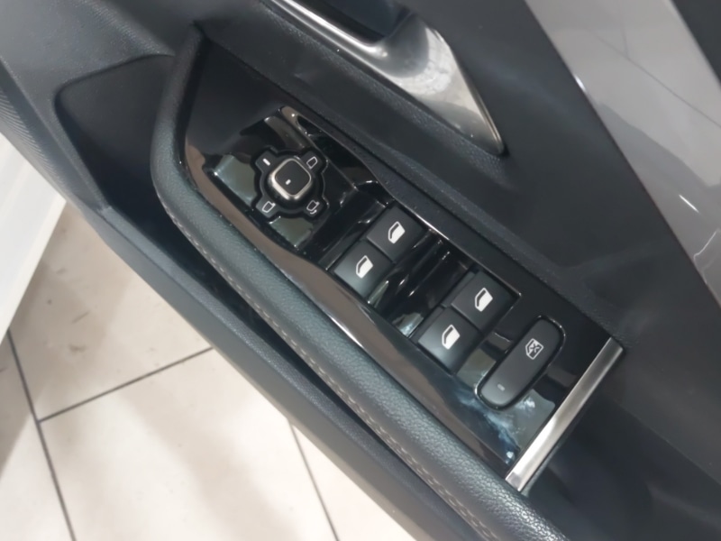 Used Vauxhall Astra 2024 for sale - 77955671: Photo 12