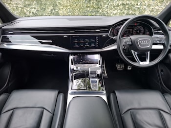 Used Audi Q7 2023 for sale - 79419728: Photo