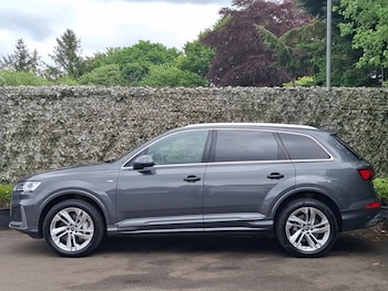 Used Audi Q7 2023 for sale - 79419728: Photo