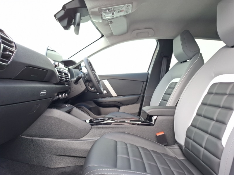 Used Citroen C4 2025 for sale - 76688266: Photo 5