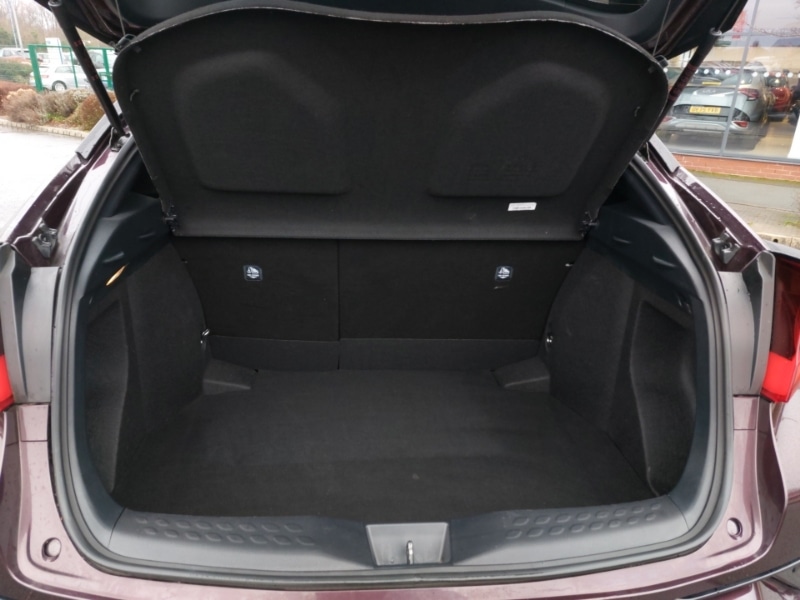 Used Toyota C-HR 2022 for sale - 77380462: Photo 8